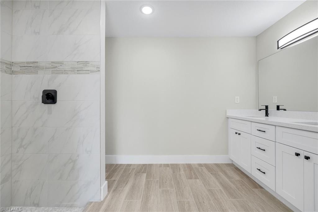 1105 NW 21st Ave, Cape Coral, FL 33993 Photo