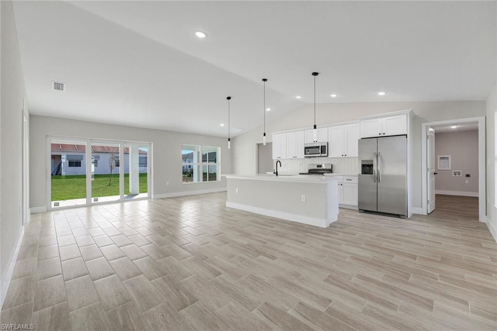 1105 NW 21st Ave, Cape Coral, FL 33993 Photo