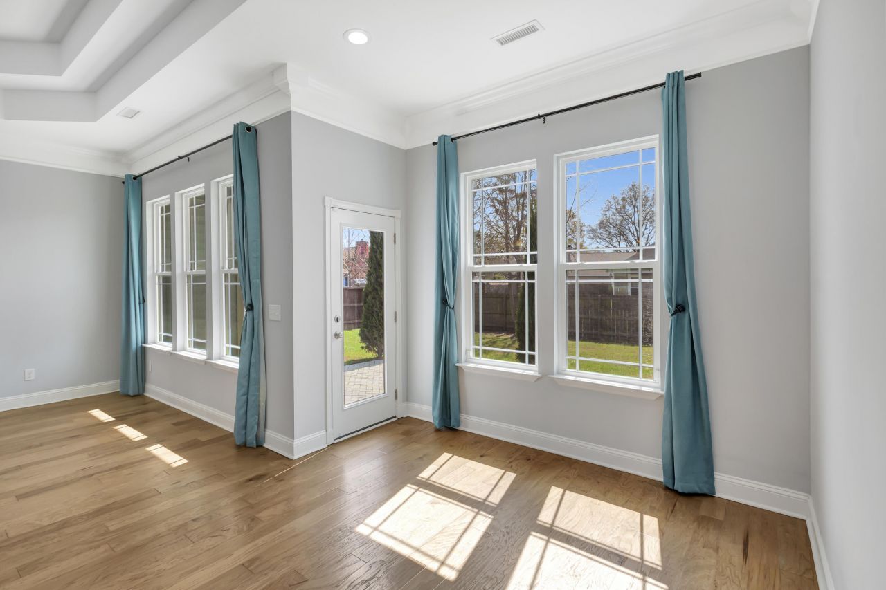 1339 Winterberry Avenue Photo 7