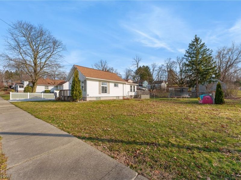 174 Yonker Street, Barberton, OH 44203 Photo 3