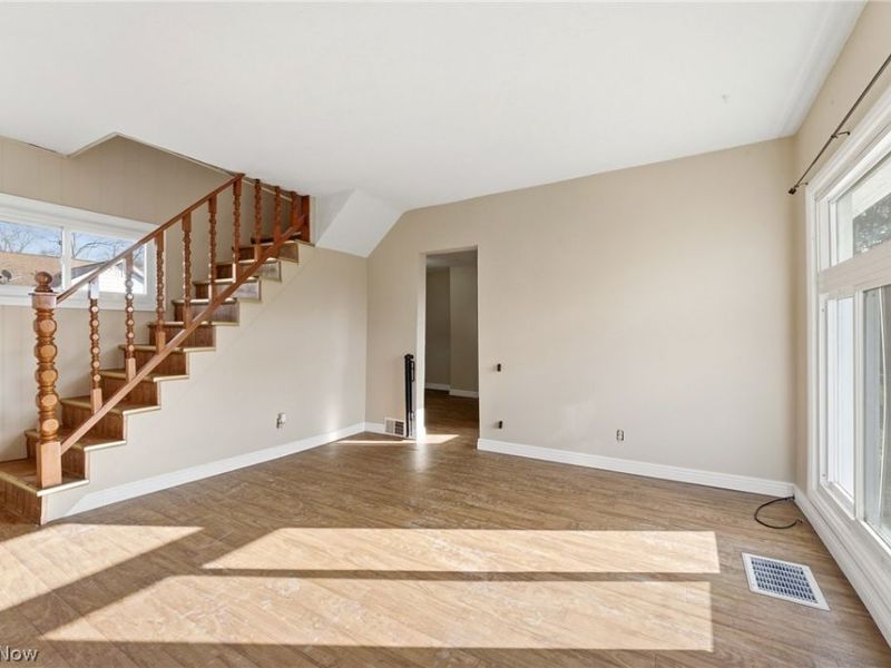 174 Yonker Street, Barberton, OH 44203 Photo 7