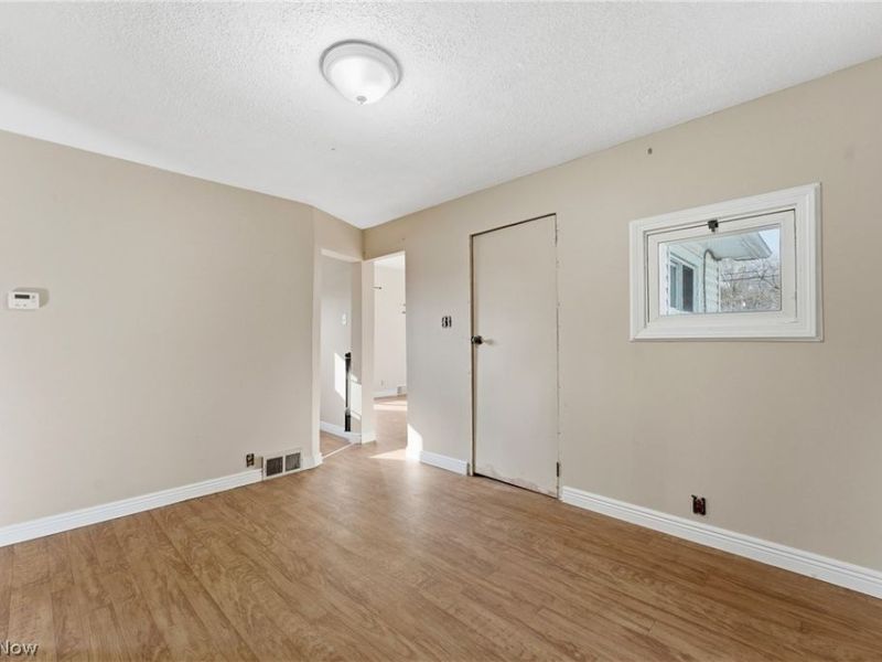 174 Yonker Street, Barberton, OH 44203 Photo 9