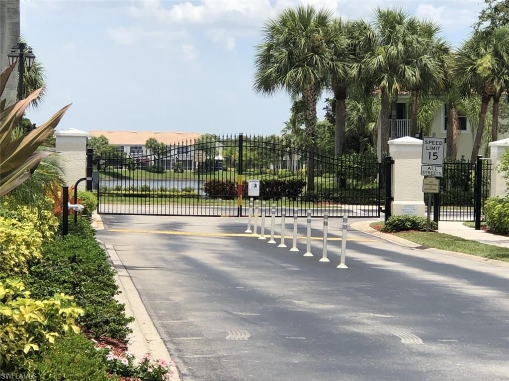 1380 Tiffany Ln , Unit 2204, Naples, FL 34105 Photo