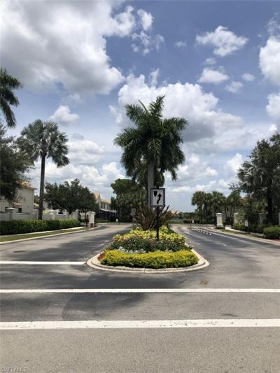 1380 Tiffany Ln , Unit 2204, Naples, FL 34105 Photo