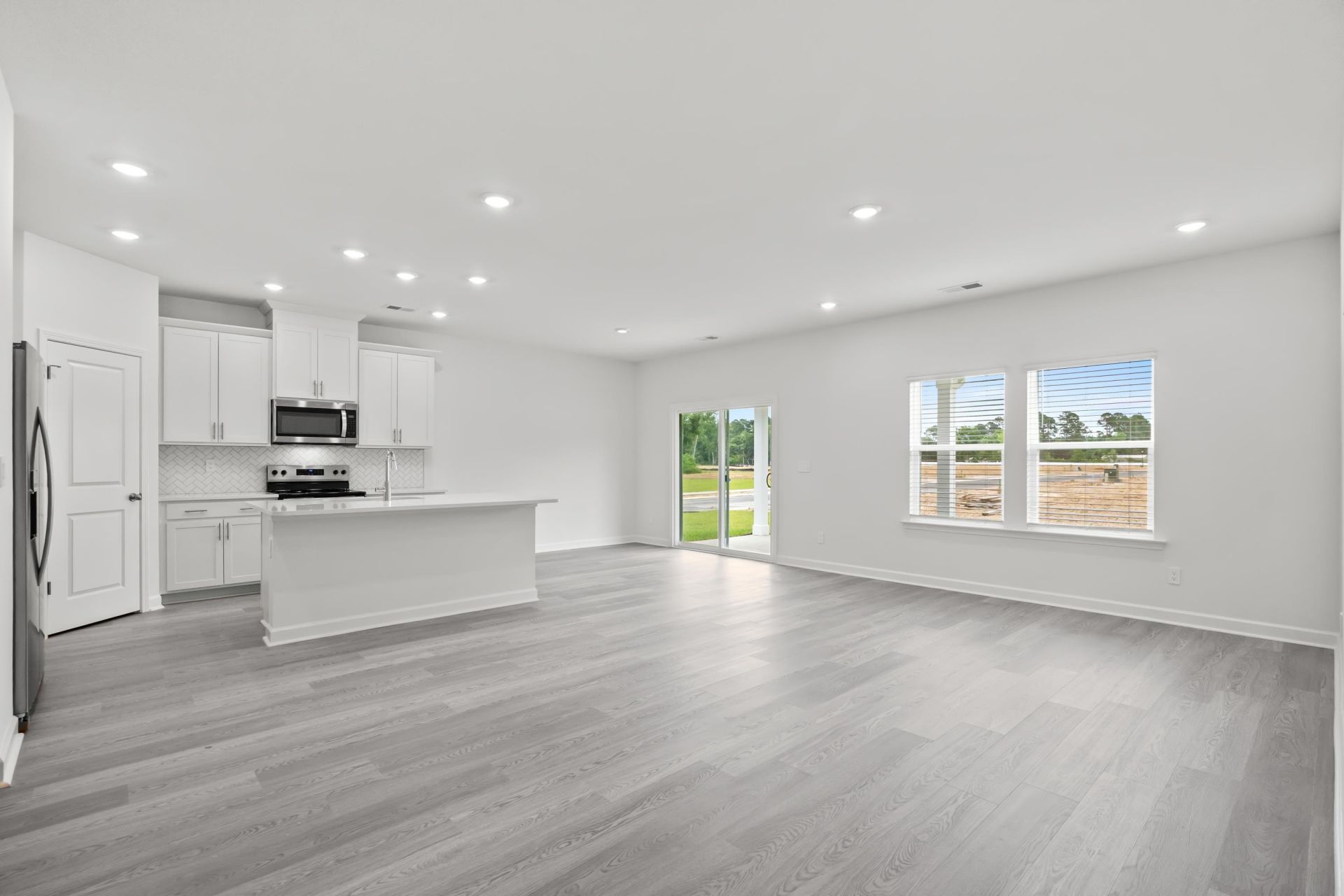 126 Jasmine Dr. Photo 12