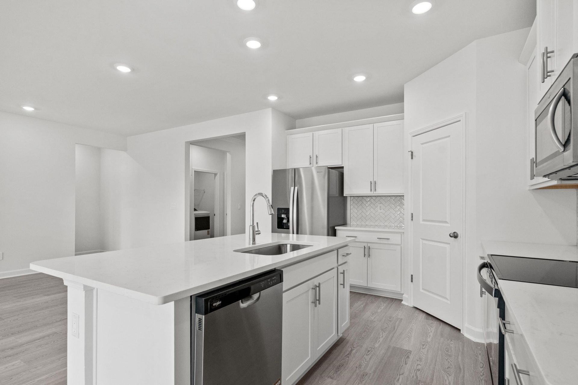 126 Jasmine Dr. Photo 17