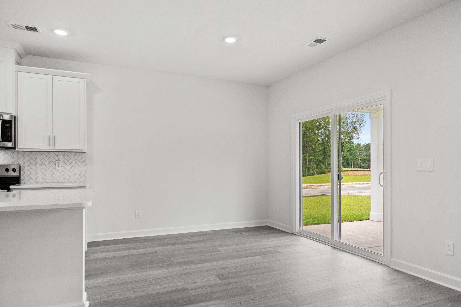 126 Jasmine Dr. Photo 19