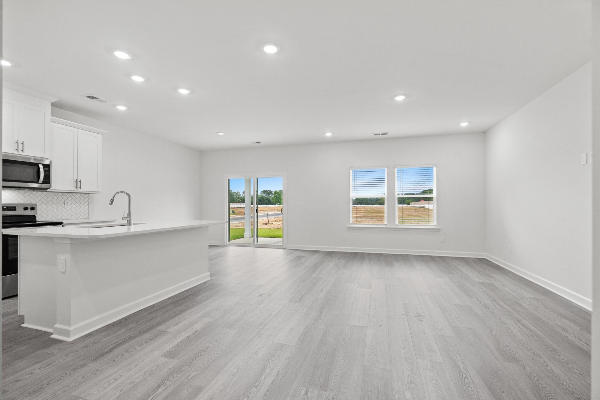 126 Jasmine Dr. Photo 22