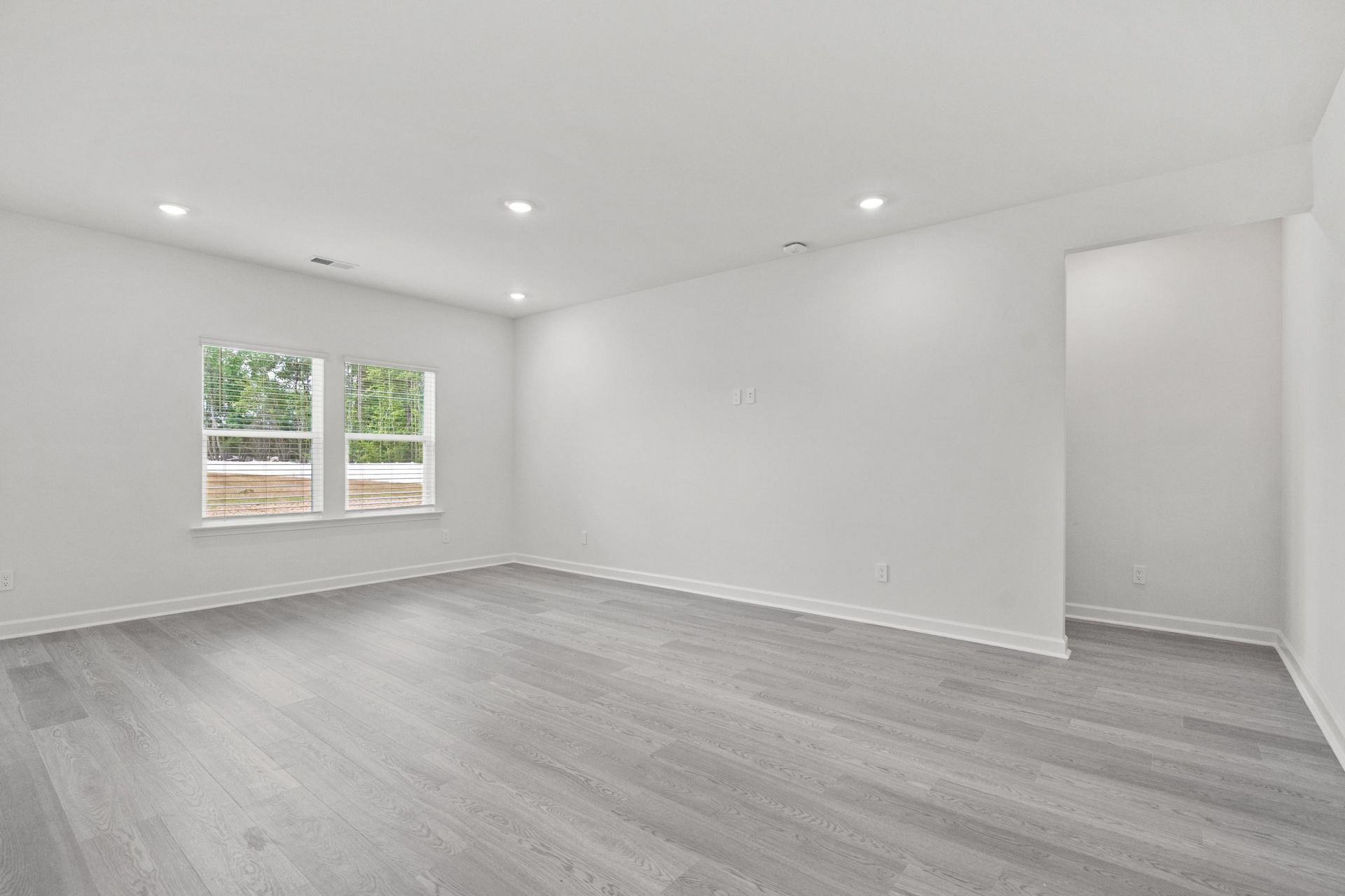 126 Jasmine Dr. Photo 25