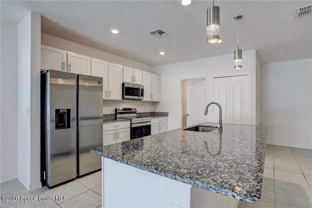 406 Easy Street , Sebastian, FL 32958 Photo