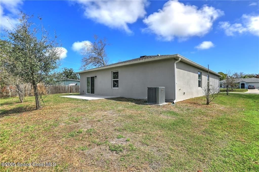 406 Easy Street , Sebastian, FL 32958 Photo