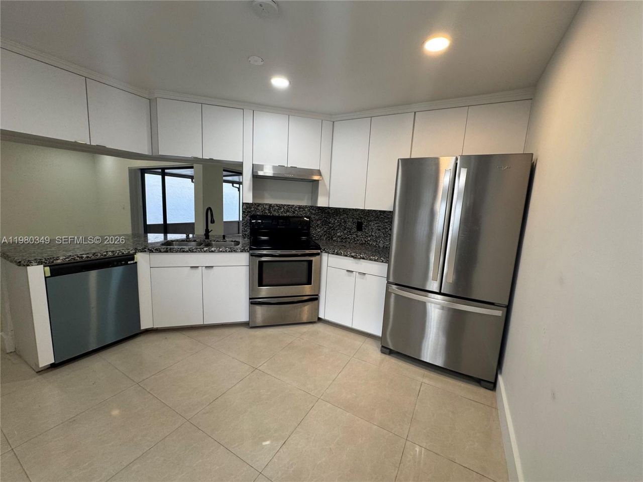 17340 NW 63rd Ave , Hialeah, FL 33015 Photo