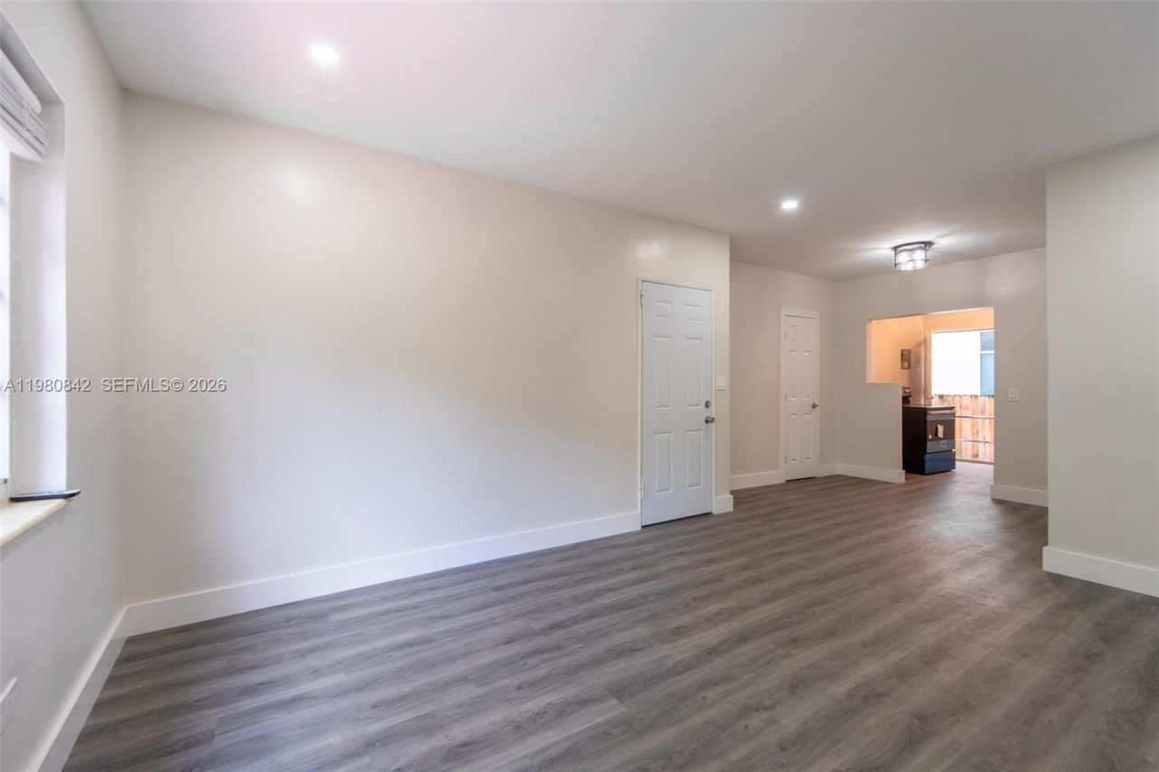 1537 Jefferson Ave , Unit 7, Miami Beach, FL 33139 Photo