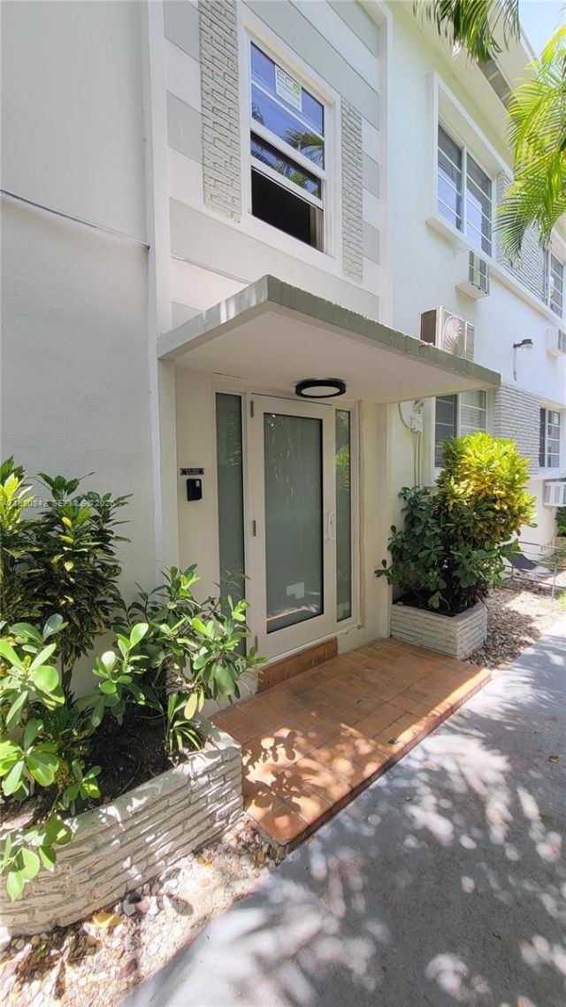 1537 Jefferson Ave , Unit 7, Miami Beach, FL 33139 Photo
