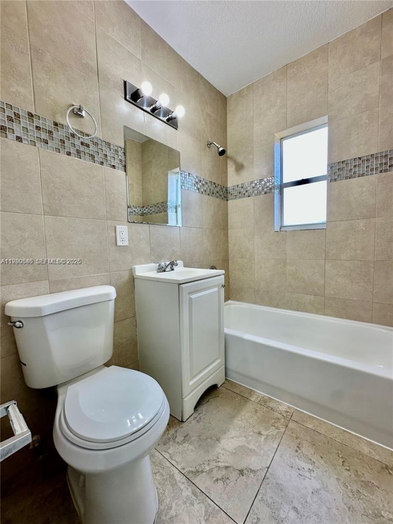 434 NW 85th St Rd, Unit 434, Miami, FL 33150 Photo
