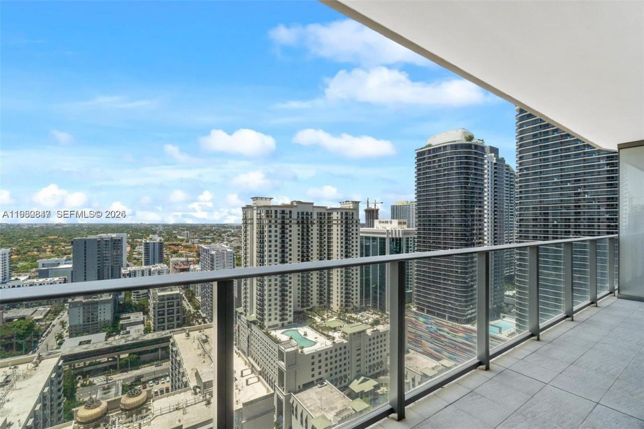 1000 Brickell Plz , Unit 3310, Miami, FL 33131 Photo
