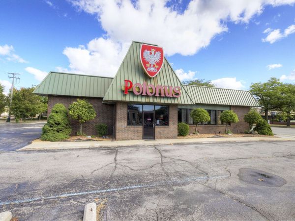 1744 Biddle Avenue, Wyandotte, MI 48192