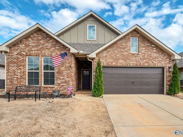 12762 Juniors Drive, Madison, AL 35756