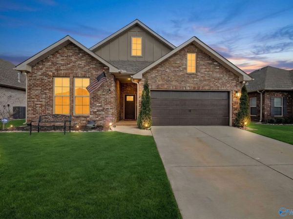 12762 Juniors Drive, Madison, AL 35756