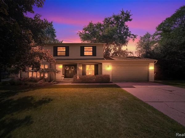 31018 Pickwick Lane, Beverly Hills Vlg, MI 48025