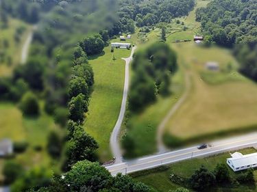 41670 Seneca Trail, Slatyfork, WV 26291