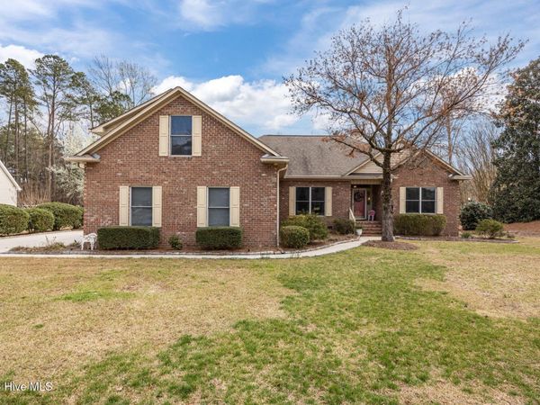 202 Geneva Court, New Bern, NC 28562