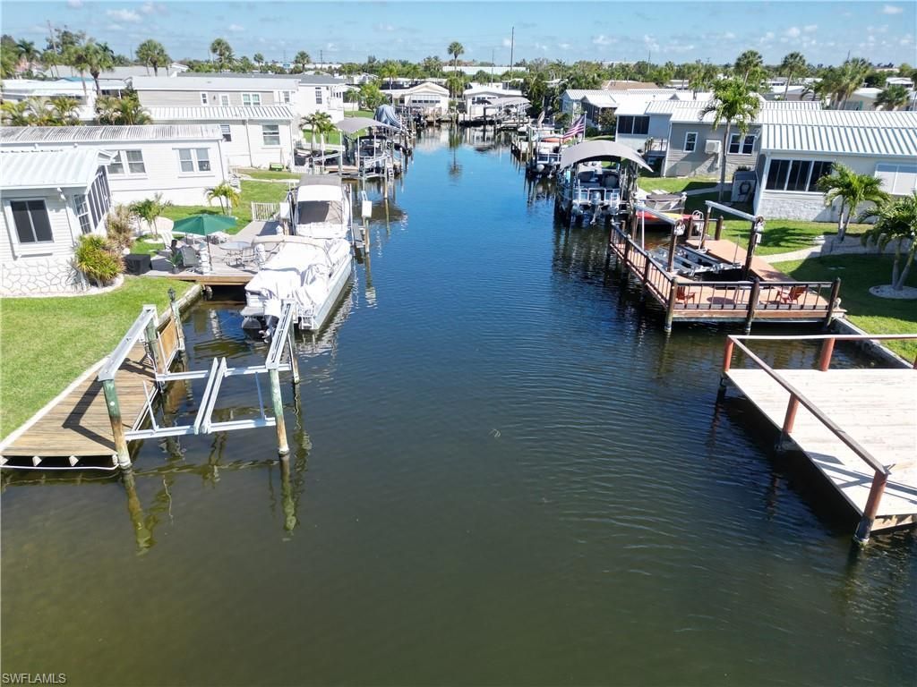 17621 Peppard Dr, Fort Myers Beach, FL 33931 Photo