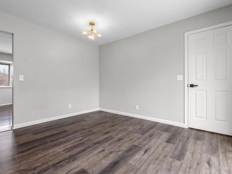 2043 E Teralta Circle, Cincinnati, OH 45211 Photo 14