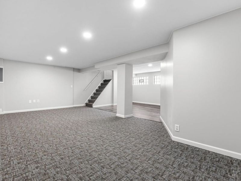 2043 E Teralta Circle, Cincinnati, OH 45211 Photo 25