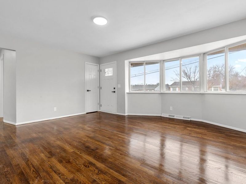 2043 E Teralta Circle, Cincinnati, OH 45211 Photo 7