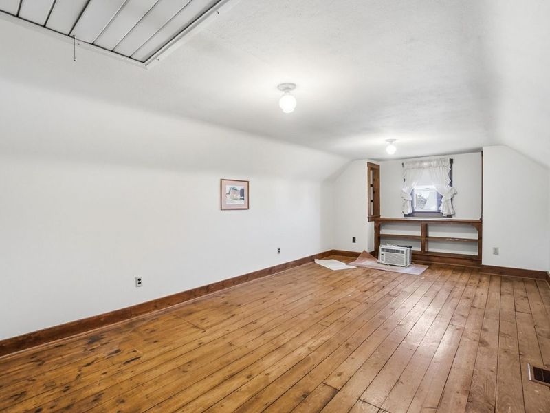 827 Snowhill Boulevard, Springfield, OH 45504 Photo 24