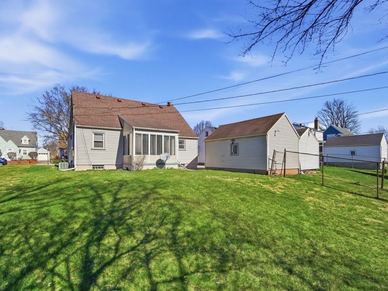 827 Snowhill Boulevard, Springfield, OH 45504 Photo 32