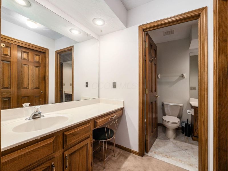 5733 Morlich Square , Dublin, OH 43017 Photo 17