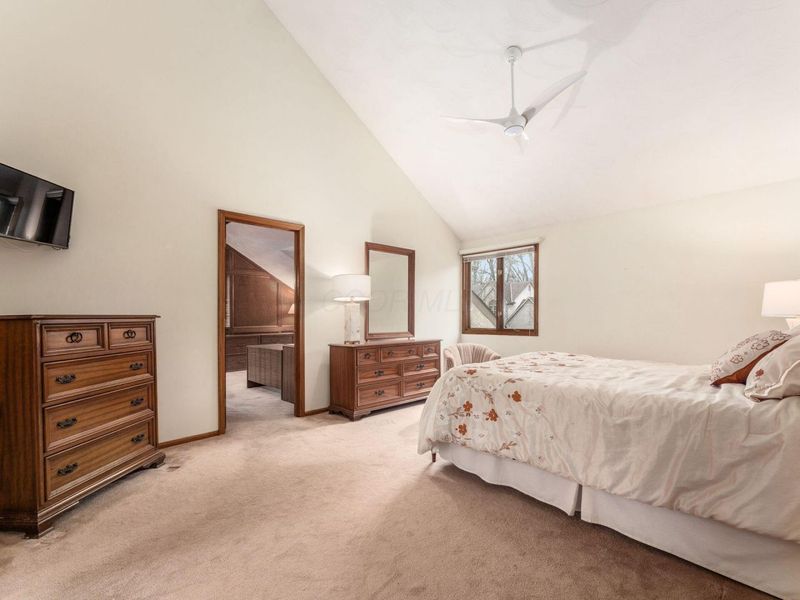 5733 Morlich Square , Dublin, OH 43017 Photo 19