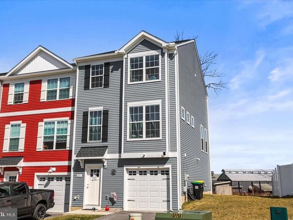 101 OVERLOOK DRIVE , HANOVER, PA 17331