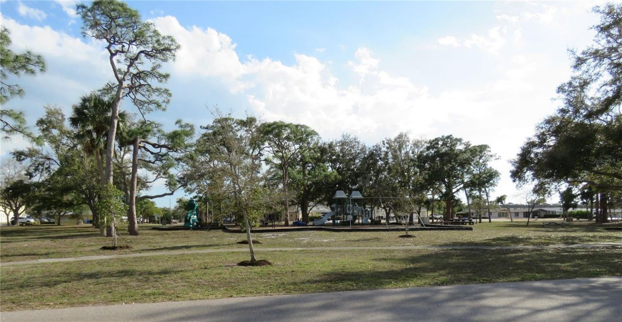 418 Narvaezi Street , Venice, FL 34285 Photo