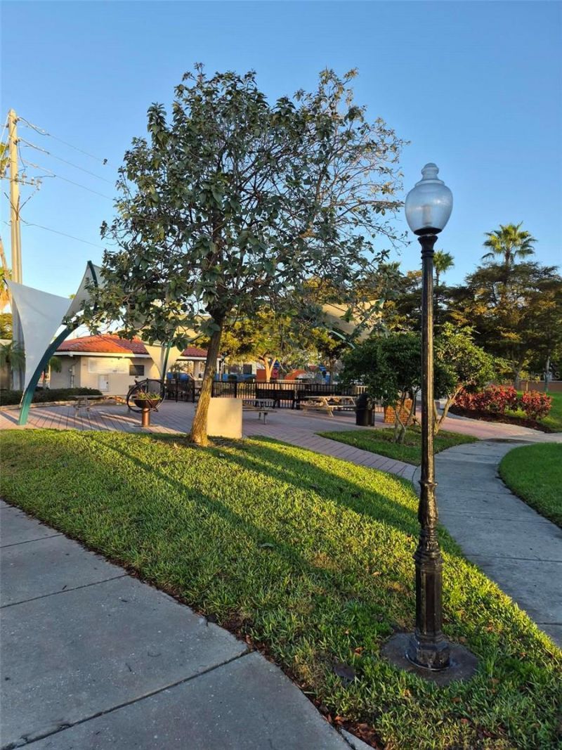 418 Narvaezi Street , Venice, FL 34285 Photo