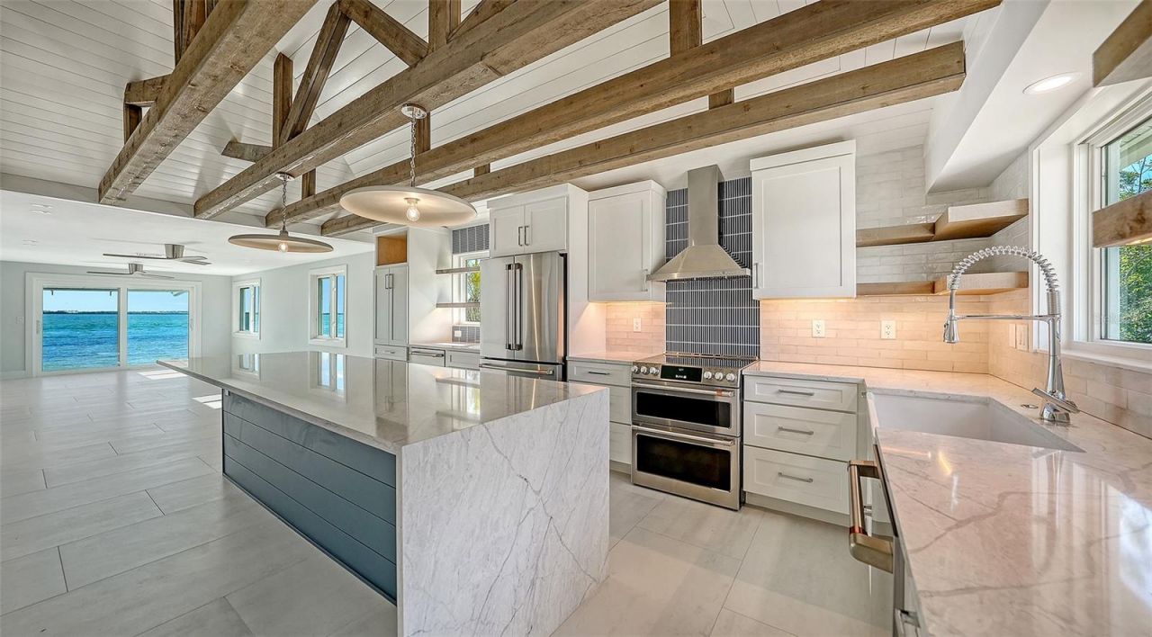 948 Spanish Drive S, Longboat Key, FL 34228 Photo