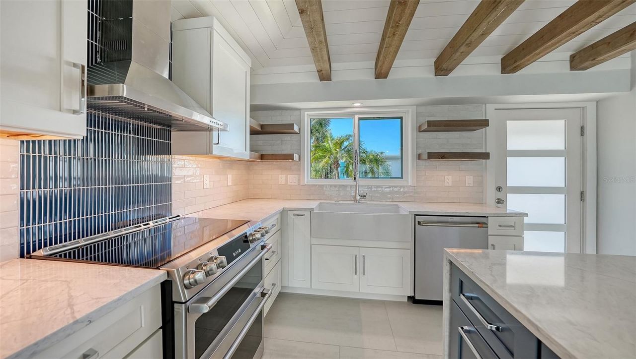 948 Spanish Drive S, Longboat Key, FL 34228 Photo