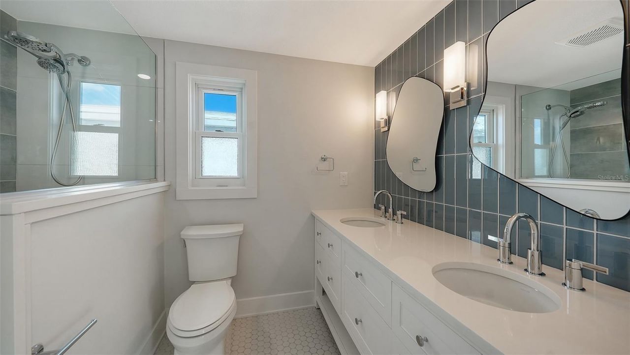 948 Spanish Drive S, Longboat Key, FL 34228 Photo