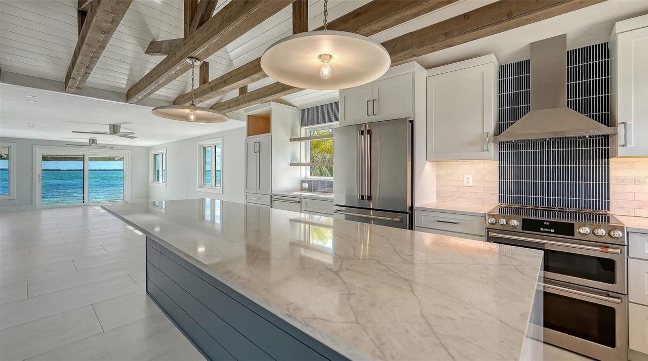 948 Spanish Drive S, Longboat Key, FL 34228 Photo