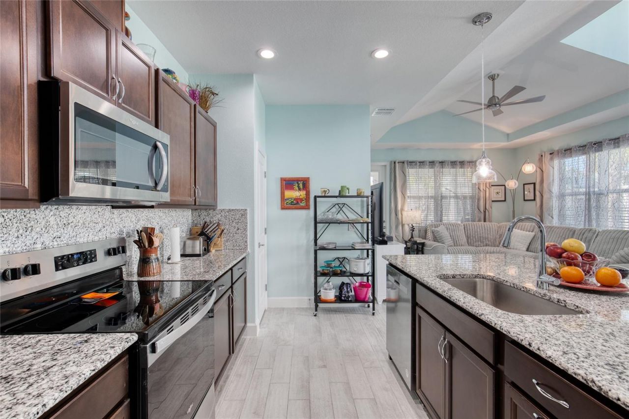 373 Hang Loose Way , Daytona Beach, FL 32124 Photo