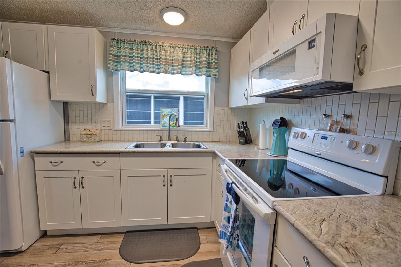 757 Lakeside Drive, North Port, FL 34287 Photo