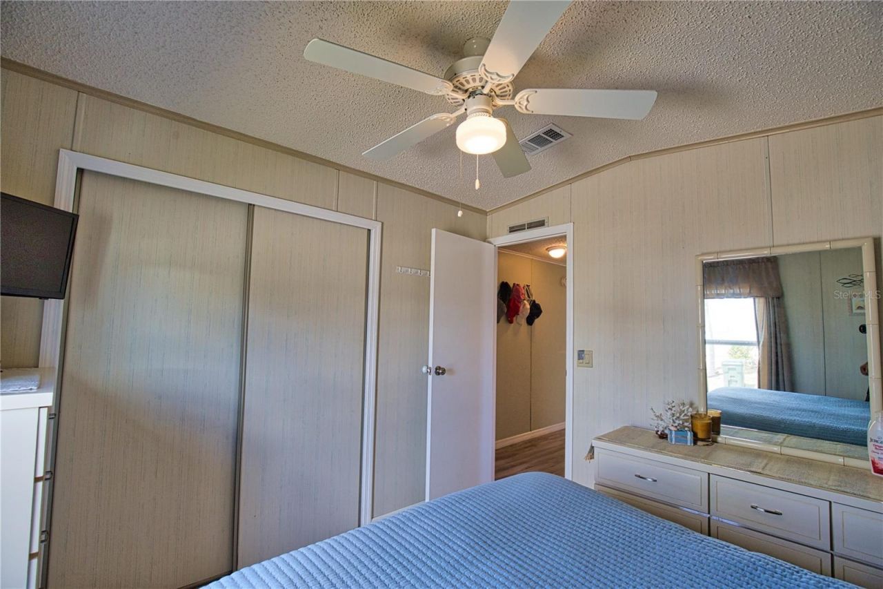 757 Lakeside Drive, North Port, FL 34287 Photo