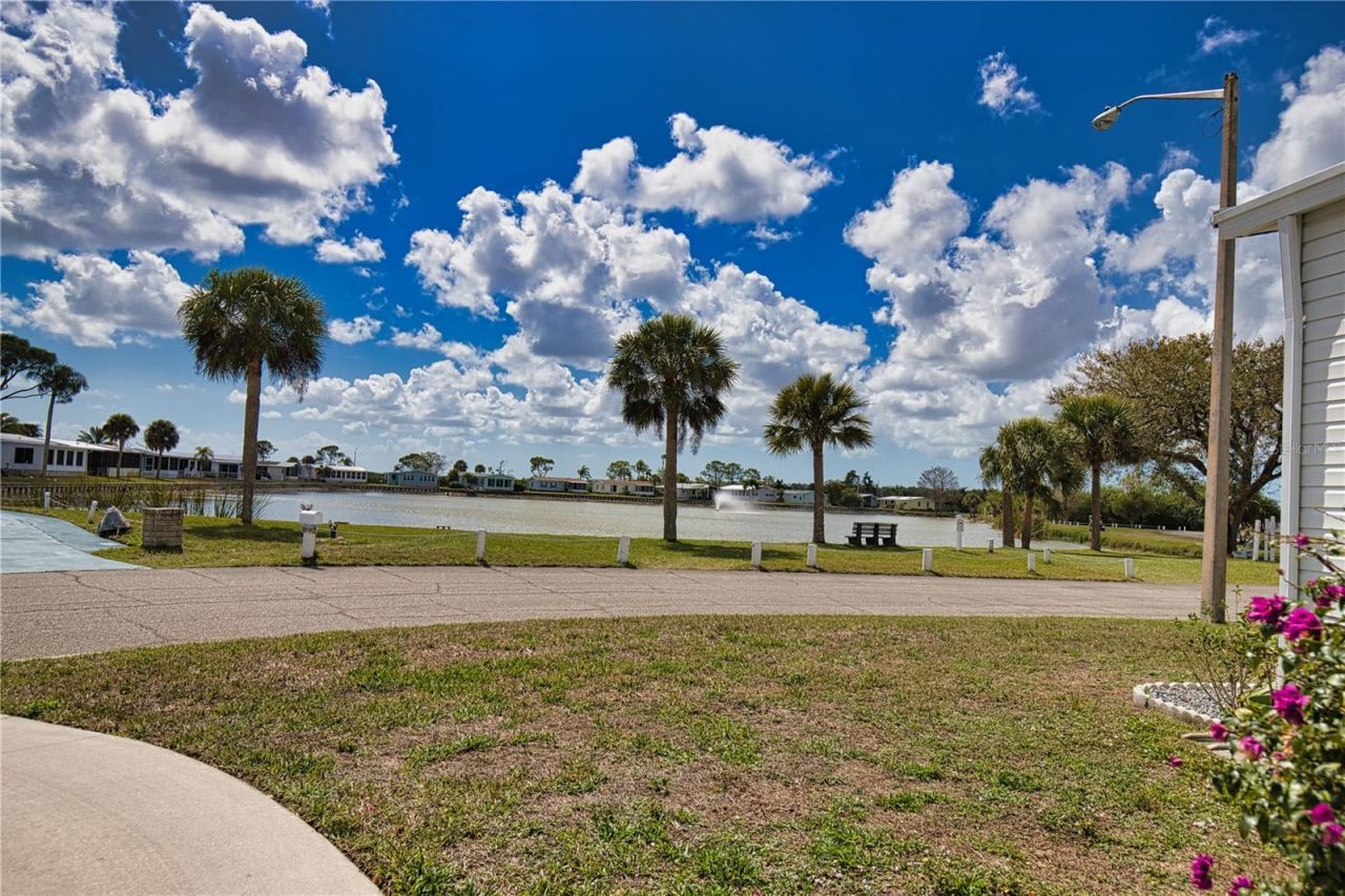 757 Lakeside Drive, North Port, FL 34287 Photo