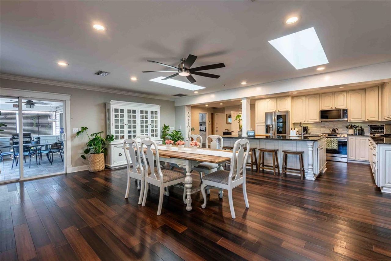 1857 Castle Woods Drive , Clearwater, FL 33759 Photo