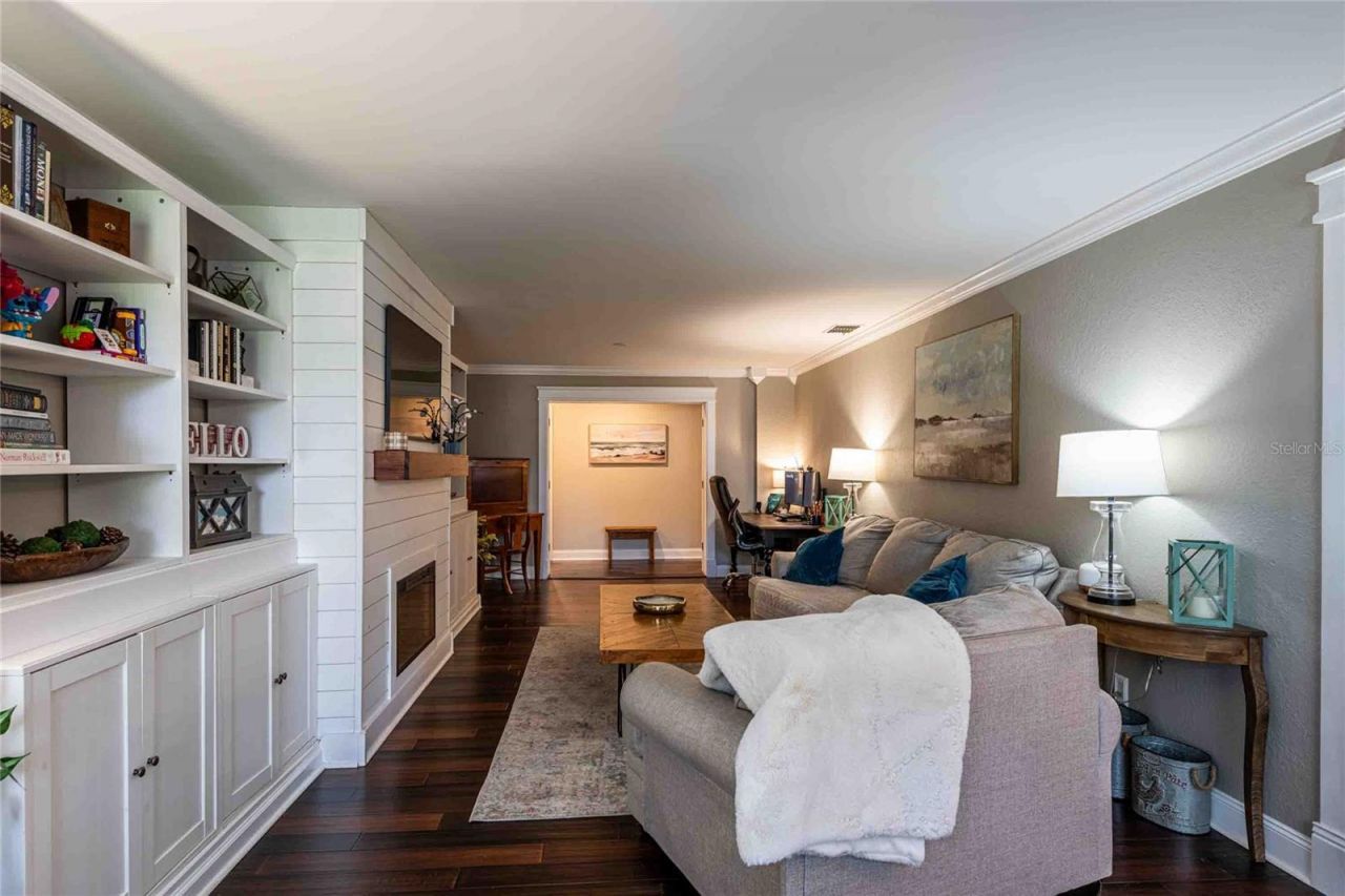 1857 Castle Woods Drive , Clearwater, FL 33759 Photo