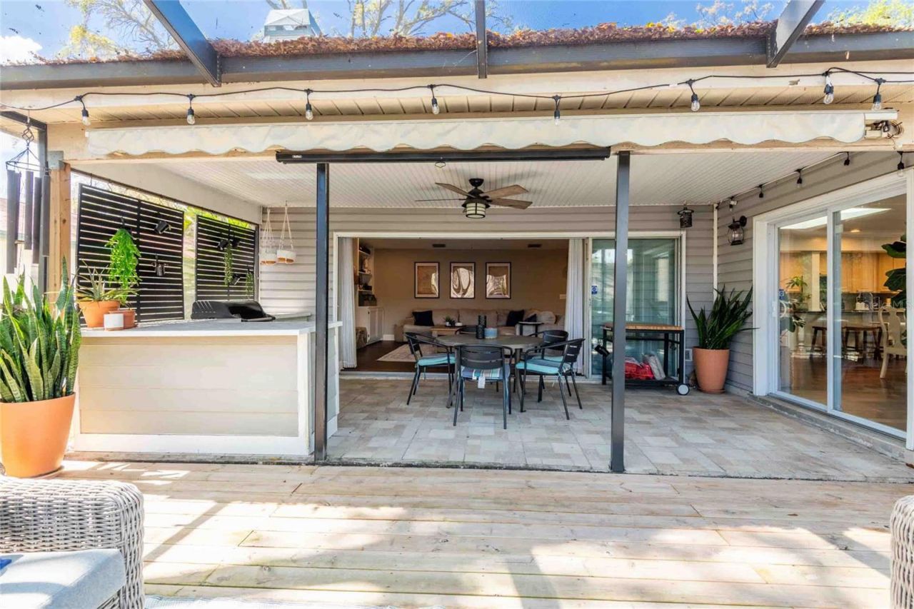 1857 Castle Woods Drive , Clearwater, FL 33759 Photo