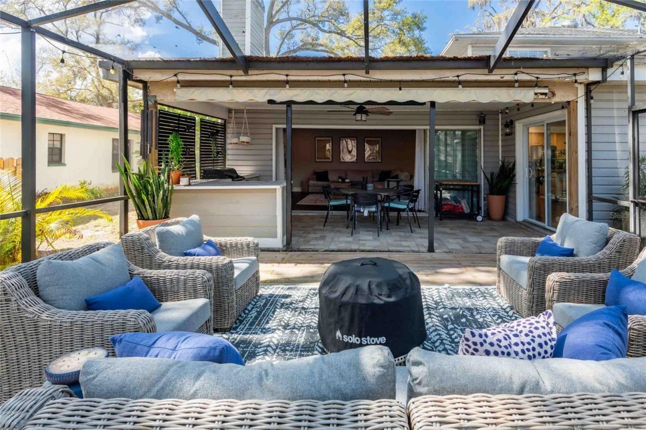 1857 Castle Woods Drive , Clearwater, FL 33759 Photo