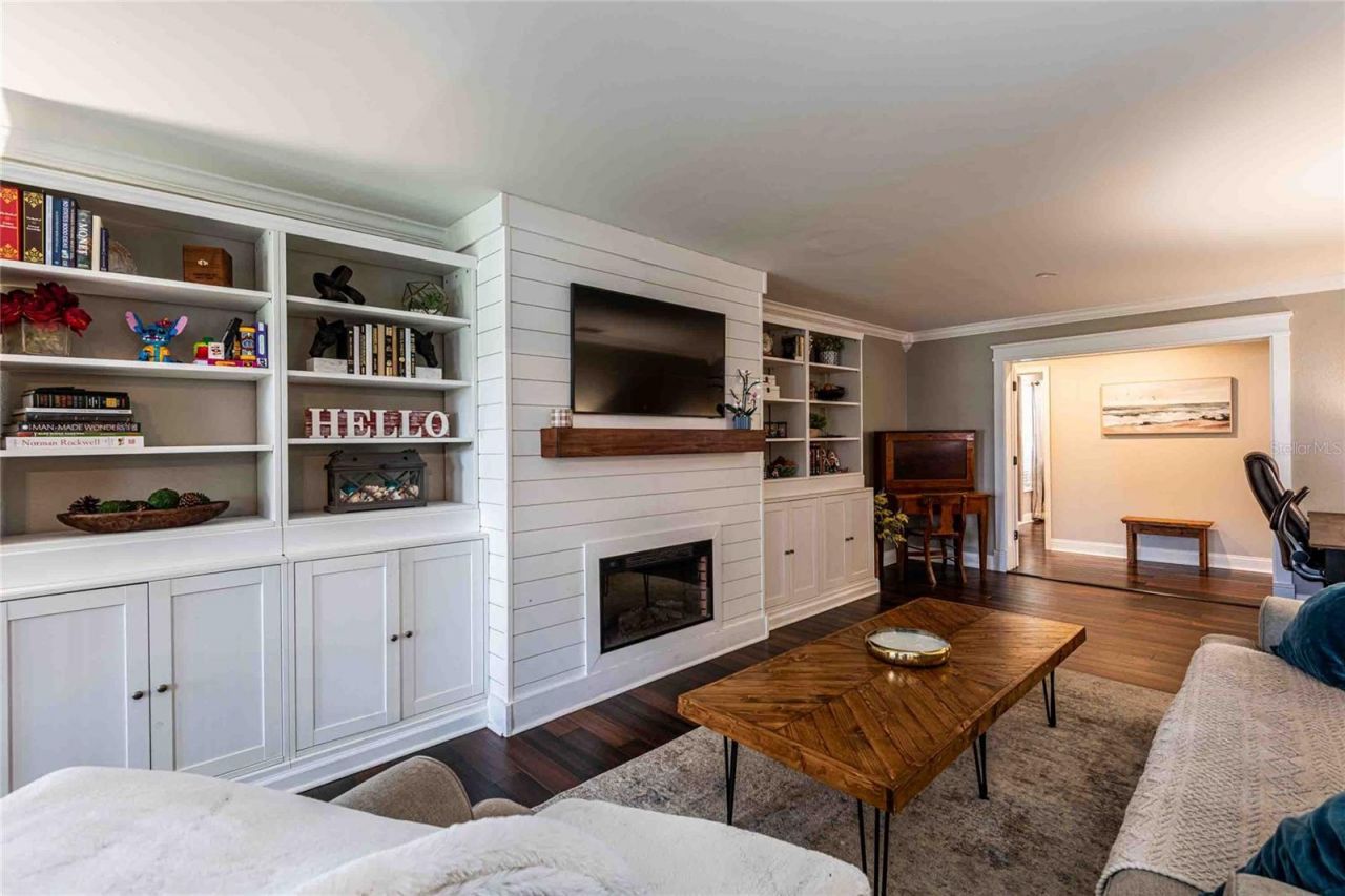 1857 Castle Woods Drive , Clearwater, FL 33759 Photo